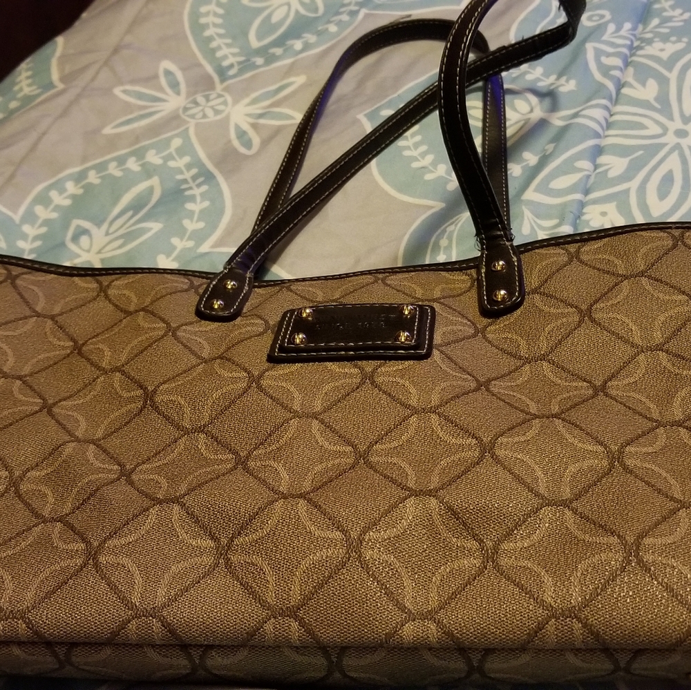 Nine west purse